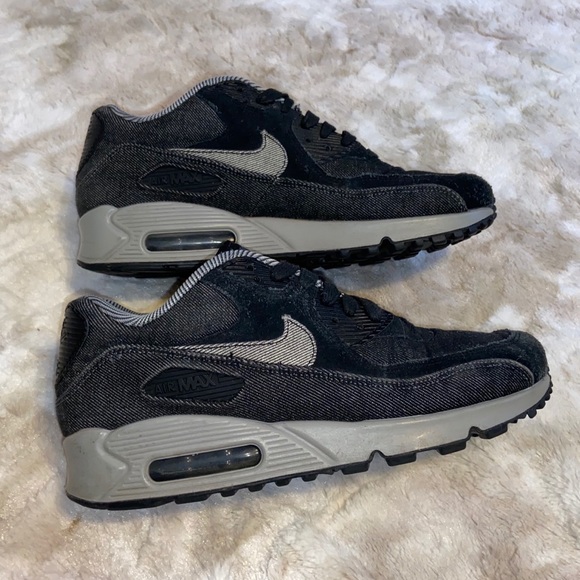 Nike Shoes - Limited Edition Nike Air Max Denim Shoes 😍